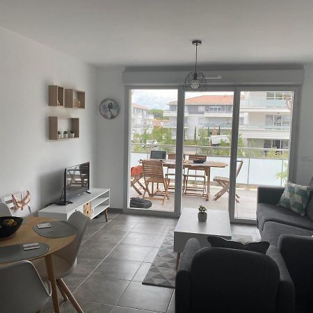 Appartement Neuf Moderne Avec Piscine พูเชต์-ซูราร์ช็องส์ ภายนอก รูปภาพ
